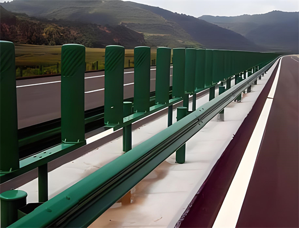 遵义三波护栏板在高速公路的应用